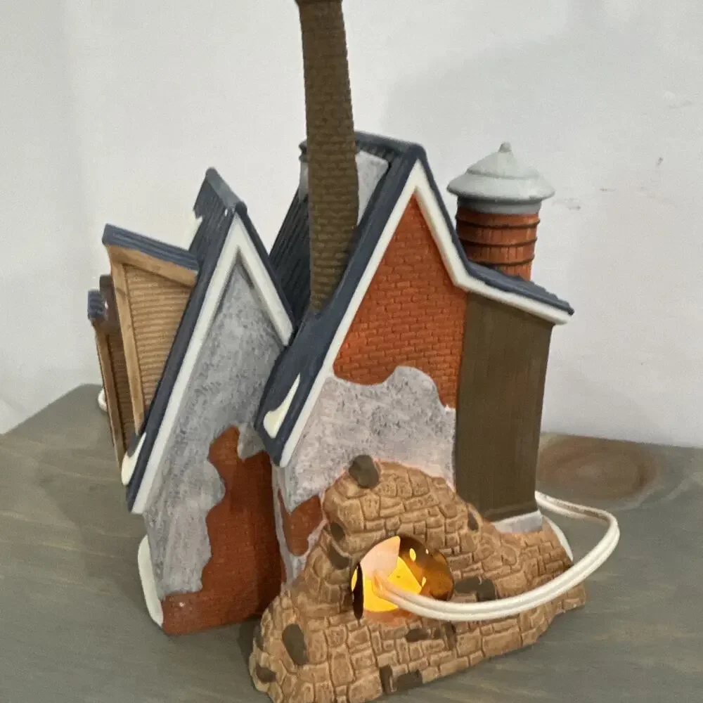 Dept 56 Heritage Village Collection New England Village Yankee Jud Bell Casting